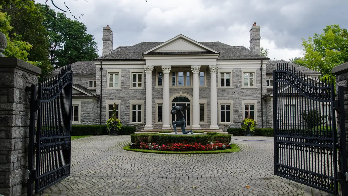 Bayview, York Mills & the Bridle Path — 11 High Point Road (37285840830)